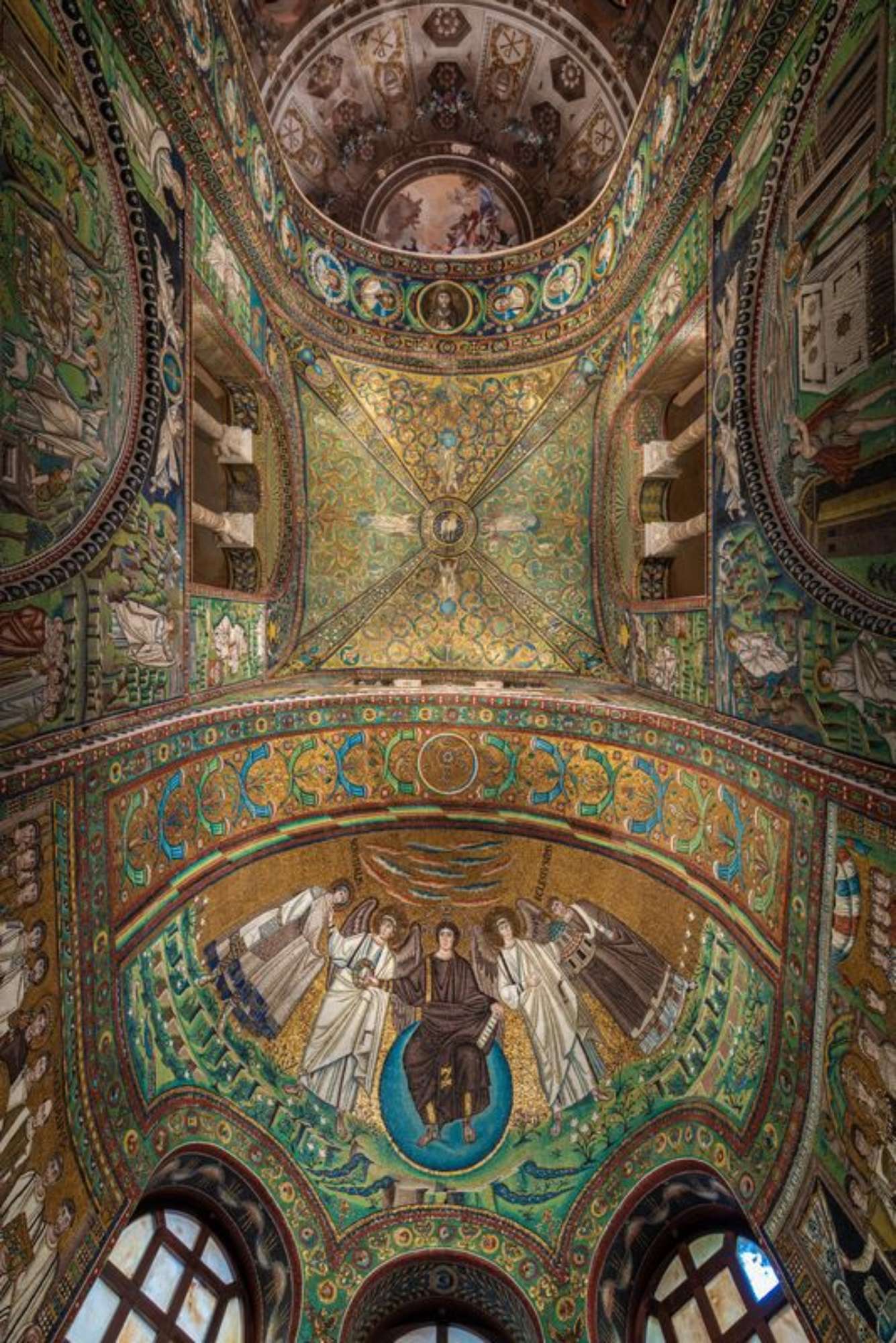 Basilica di San Vitale (diritti fotografia dell'Opera di Religione della Diocesi di Ravenna, courtesy Servizio Turismo di Ravenna)